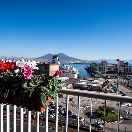 Skyhouse Beverello Naples Extérieur photo